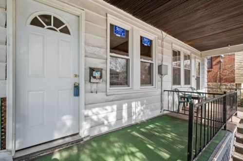 2123 Lloyd Ave, Pittsburgh, PA 15218-1711