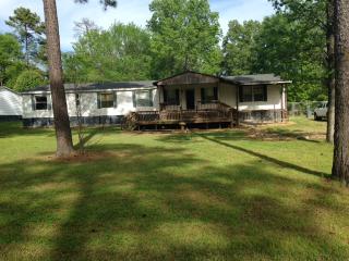 1045 Lane Dr, Shreveport, LA 71107-2735