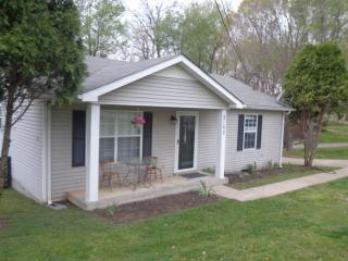 2102 Powell Rd, Clarksville, TN 37043-2748