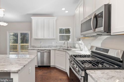 1418 Parcell St, Fredericksburg, VA 22401-4617