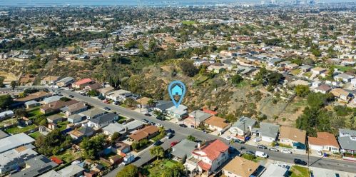 2802 Morningside St, San Diego CA 92139-3529 exterior