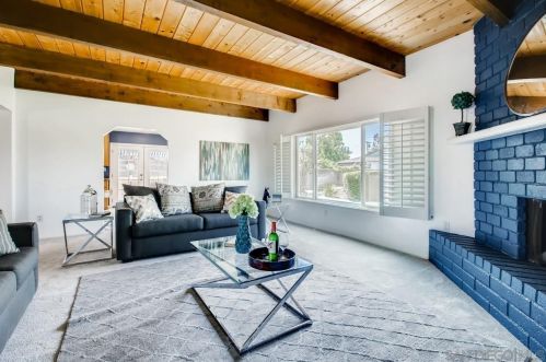 6202 Estrella Ave, San Diego, CA 92120-3607