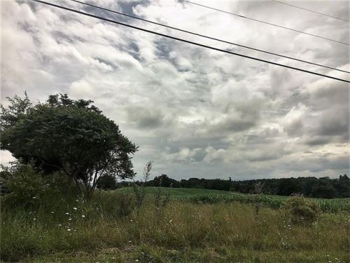 513 Upper Middletown Rd, Smock, PA 15480-1121
