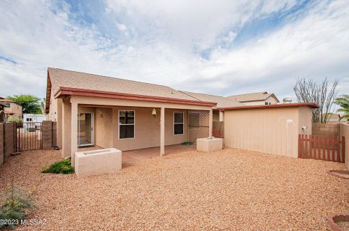 9117 Ironbark St, Tucson, AZ 85747-5355