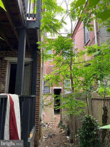 731 4 St, Wilmington DE  19801-2003 exterior