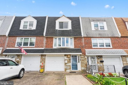 3742 Hereford Ln, Philadelphia, PA 19114-1911