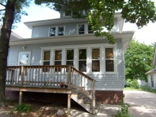 1251 Westlawn Ave, Racine, WI 53405-2937