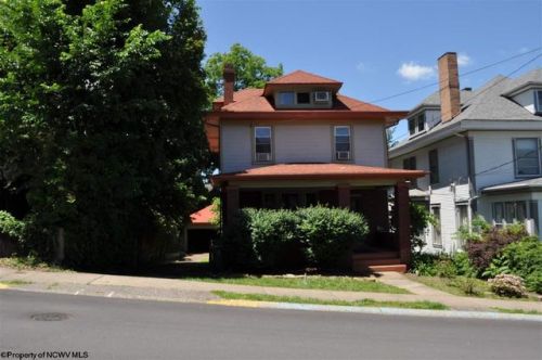 424 Grand St, Morgantown, WV 26501-6606