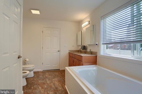404 Coover St, Navy Sup Dpt PA  17055-4225 exterior
