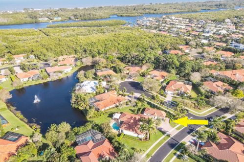 9979 Osprey Pointe Dr, Hobe Sound FL  33455-3023 exterior