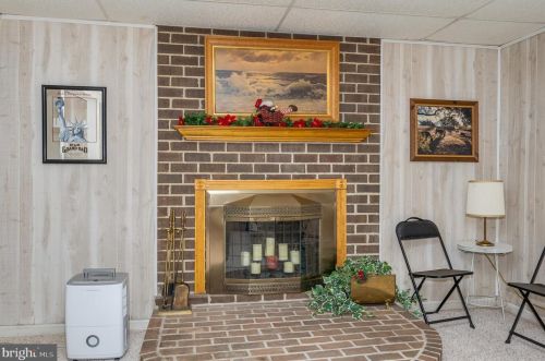3153 Engle Molers Rd, Harpers Ferry WV  25425-5365 exterior