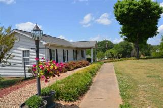 15 Coastline Dr, Inman SC  29349-9655 exterior