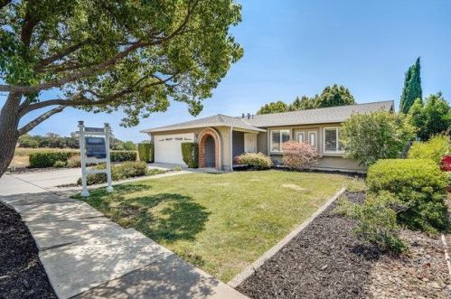 16675 Fountain Ave, Morgan Hill, CA 95037-3813