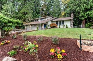 3496 Quinault Dr, Bremerton, WA 98311-9686
