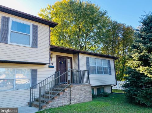 372 Nottingham Ct, Dover, DE 19904-4842