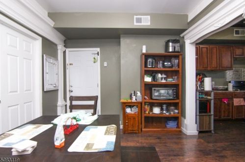 103 3rd Ave, Newark NJ  07104-2708 exterior