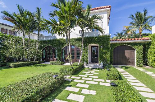 267 Atlantic Ave, Palm Beach FL  33480-3708 exterior