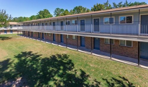 1809 Debarry Ave, Orange Park, FL 32073-4600