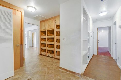 1670 Hillcrest Rd, Hollister CA  95023-5205 exterior