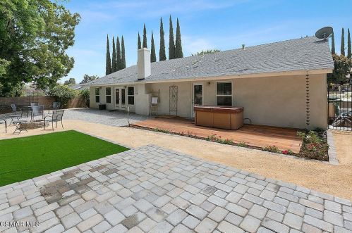 1258 Los Amigos Ave, Simi Valley CA  93065-4025 exterior