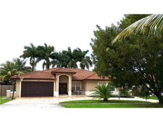 9792 158th Ct, Miami, FL 33196-6146