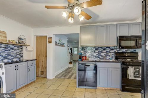 132 Viaduct Ave, Downingtown PA  19335-2847 exterior