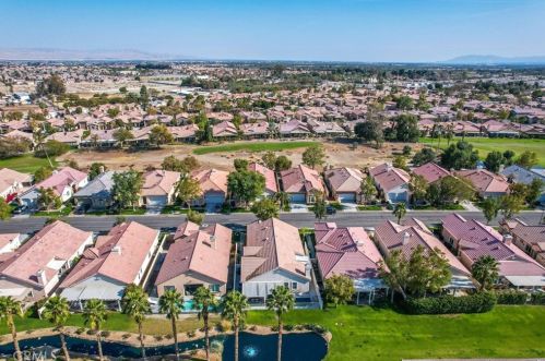 49527 Wayne St, Indio CA  92201-9752 exterior