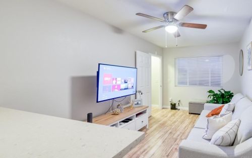 195 Madrona St, Chula Vista CA 91910-2917 exterior