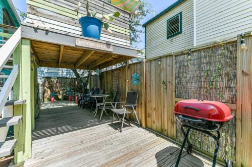 816 34 St, Galveston TX 77550-4004 exterior