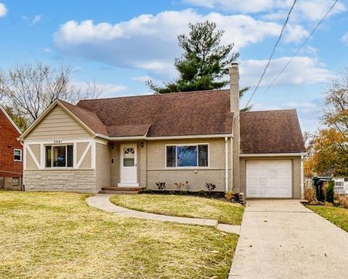 2641 Gracewood Ave, Cincinnati, OH 45239-7239