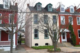440 Chestnut St, Lancaster PA  17602-3050 exterior