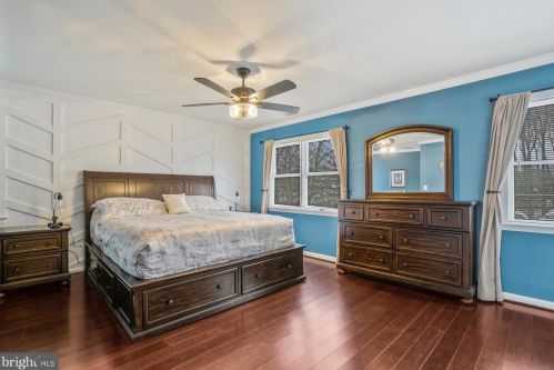 7604 Gresham St, Springfield VA  22151-2933 exterior