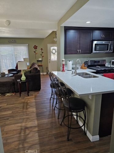 2308 Greenwood Pl, Ontario, CA 91761-5618