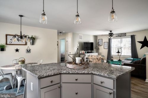 3308 Swover Crk Rd, Edinburg VA  exterior