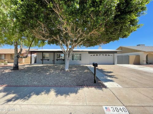 3040 Crocus Dr, Phoenix, AZ 85053-5718