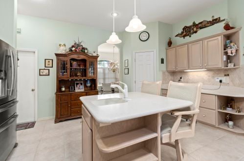 2044 Morningside Blvd, Fort Pierce FL 34952-8821 exterior