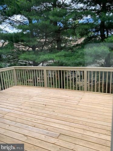 665 Croft Dr, Southampton PA  18966-4045 exterior