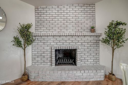 6630 Sharon Dr, Scottsdale AZ  85254-3950 exterior