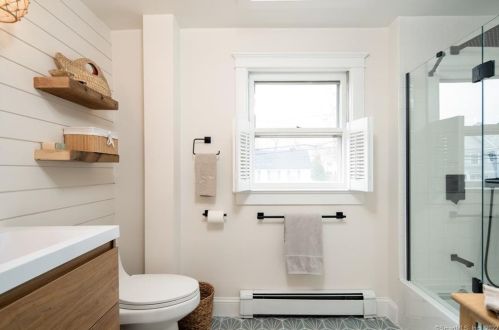 17 Crockett St, Norwalk CT  06853-1610 exterior