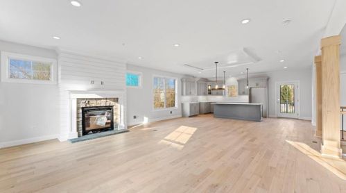 112 Chapel Harbor Dr, Pittsburgh PA  15238-3154 exterior