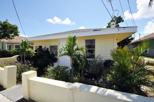 1022 22nd St, West Palm Beach FL  33407-5738 exterior