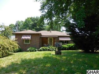 2138 Oreville Rd, Lancaster, PA 17601-2625
