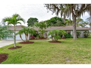 2235 Lakewood Ter, Nokomis, FL 34275-3528