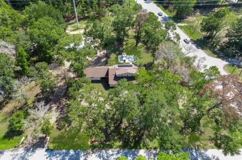 1600 Southern Oaks Dr, Conroe TX  77301-4814 exterior