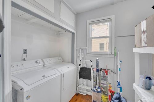 10 Kensington Ave, Old Bridge NJ  08857-1109 exterior