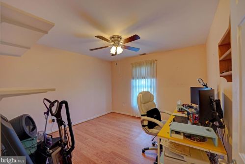 102 Falmouth Way, Dover DE  19904-5390 exterior