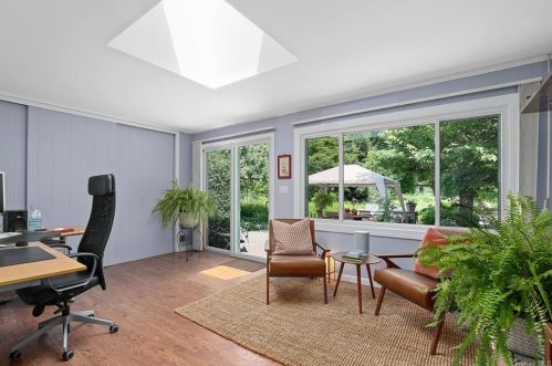 5 Augusta Pl, White Plains NY  10603-1901 exterior