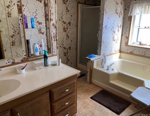 1456 Philadelphia St, Ontario CA  91761-5703 exterior