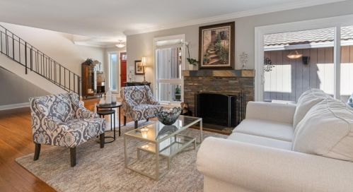 2510 Hastings Dr, Belmont CA  94002-3322 exterior