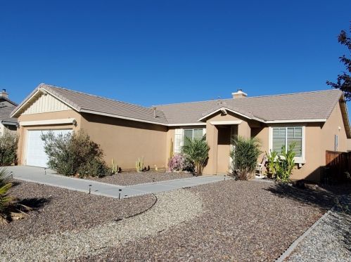 13623 Thunderbird Pl, Victorville, CA 92392-6857